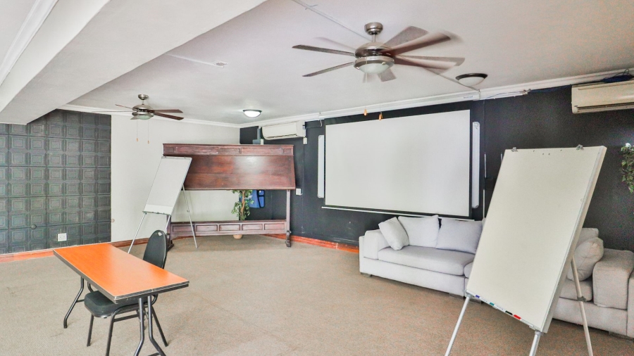 10 Bedroom Property for Sale in Kosmos North West